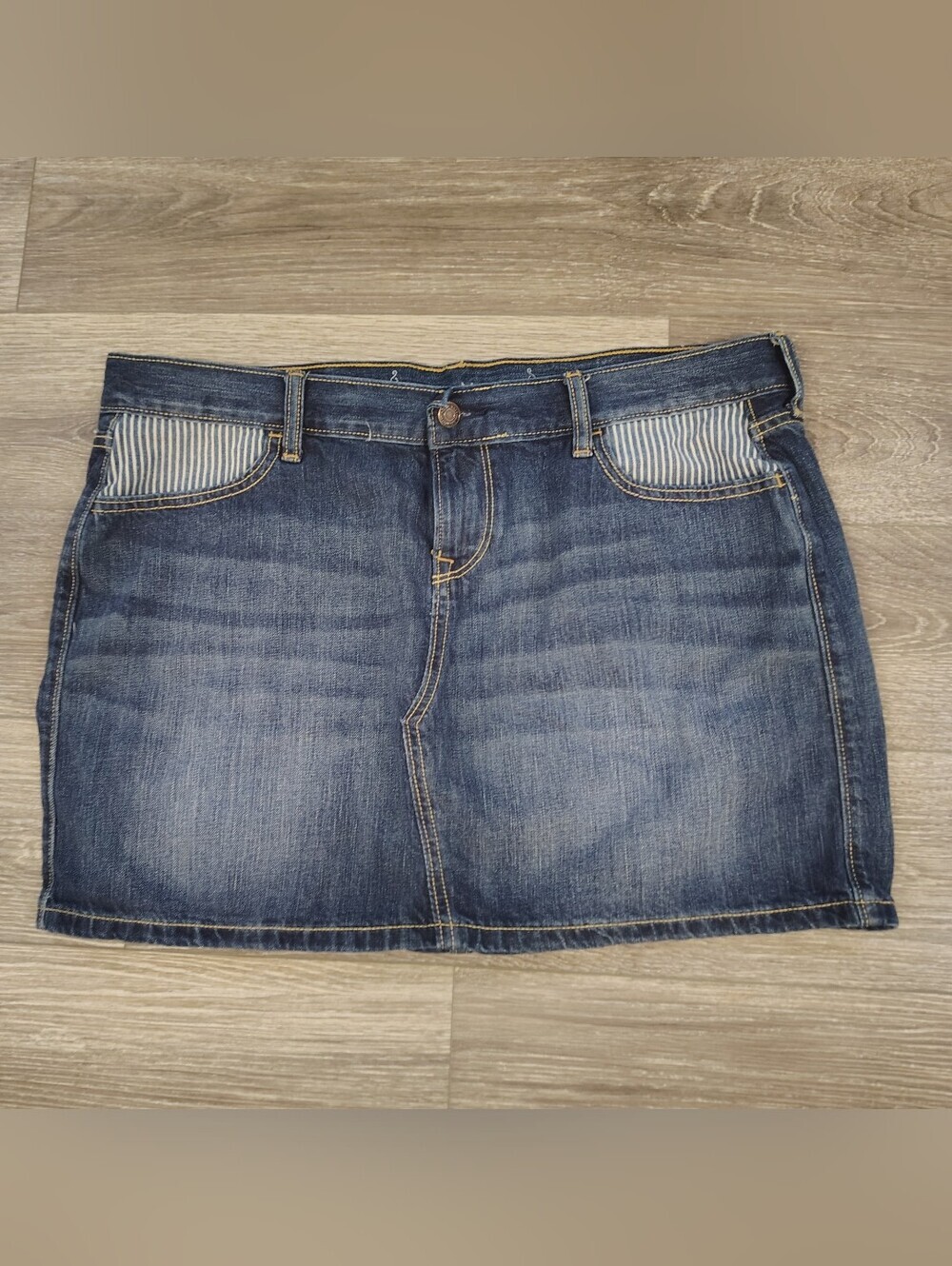 Old Navy Blue Denim Skirt with Yellow Stitching Size 14